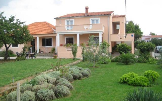 Apartmani Ive - smještaj Privlaka Hrvatska