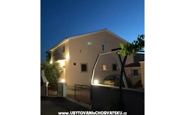 Apartmani Toni - smještaj Privlaka Hrvatska