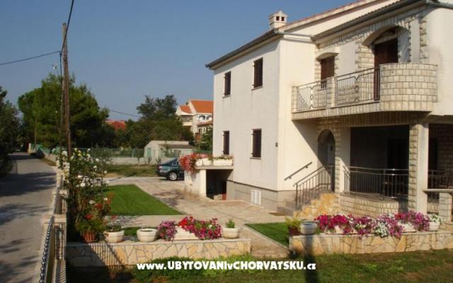 Apartmani Svetko - smještaj Privlaka Hrvatska