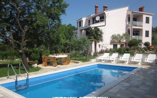 Apartman pool Slivar - smještaj Pula Hrvatska