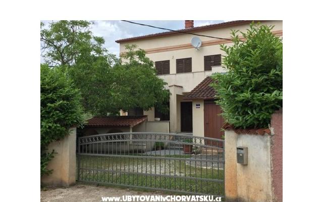 Kuća Carnitia - smještaj Pula Hrvatska