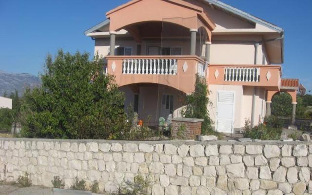 Apartmani Jović - smještaj Ražanac Hrvatska