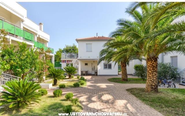 Apartmani Batimat - smještaj Ražanac Hrvatska