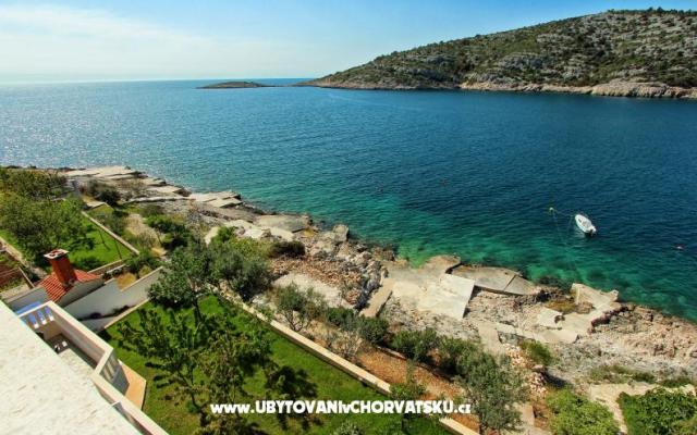  Rajcic apartmani - smještaj Rogoznica Hrvatska