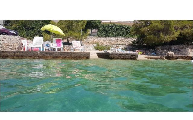 Apartman Mišić - OAZA MIRA - smještaj Rogoznica Hrvatska