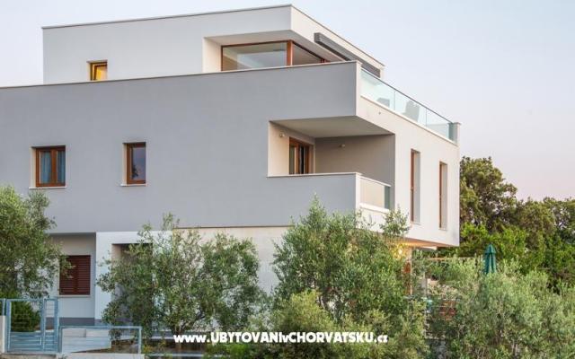 Apartmani Jelena - smještaj Rogoznica Hrvatska