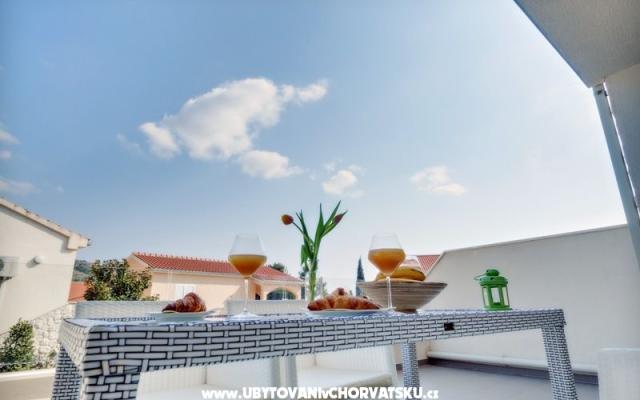 Apartman Katja - smještaj Rogoznica Hrvatska