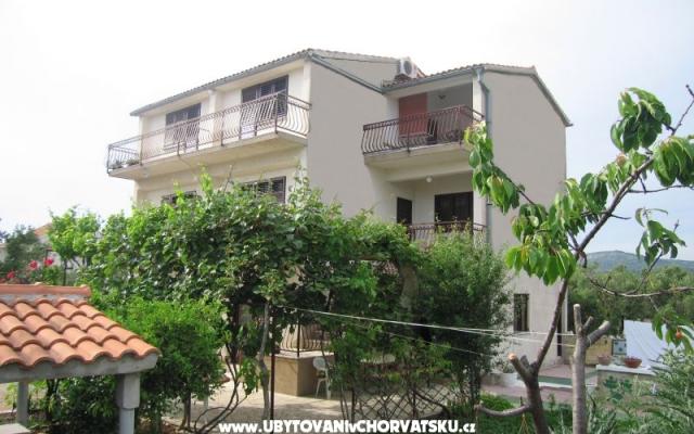 Apartmani Škaro - smještaj Rogoznica Hrvatska
