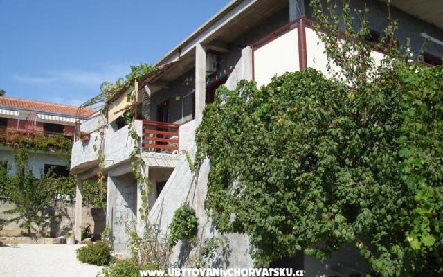 Apartmani Ercegovic - smještaj Rogoznica Hrvatska