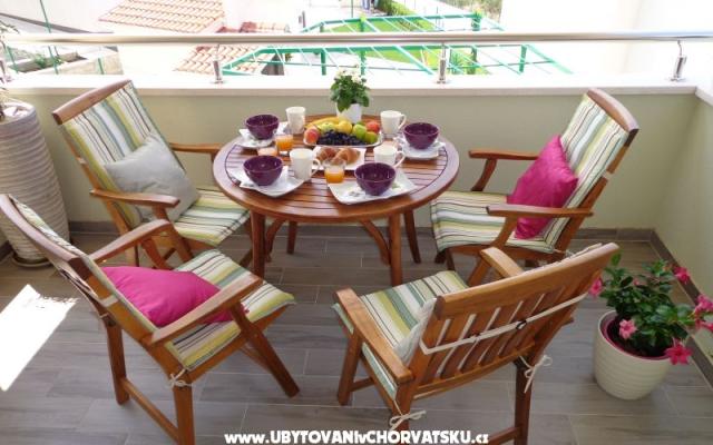 Apartman Dalia - smještaj Rogoznica Hrvatska