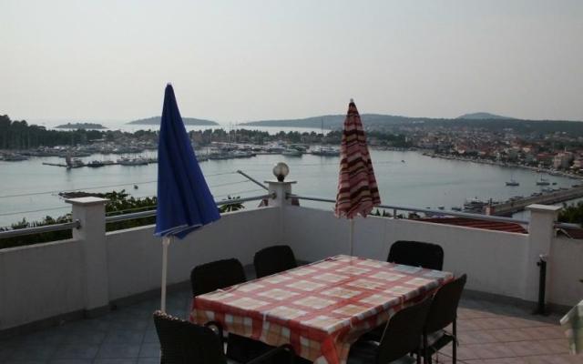 Apartman Lea - smještaj Rogoznica Hrvatska