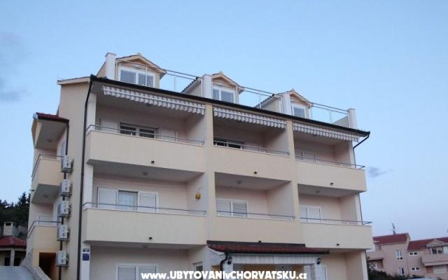 Apartmani Ante - smještaj Rogoznica Hrvatska