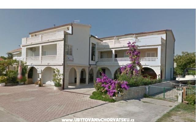 Apartmani Branka - smještaj Rogoznica Hrvatska