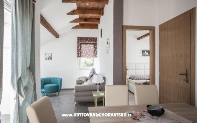 Apartmani Marčelina &amp; Bepo - smještaj Rogoznica Hrvatska