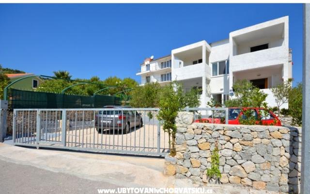 Apartmani Ražanj - smještaj Rogoznica Hrvatska