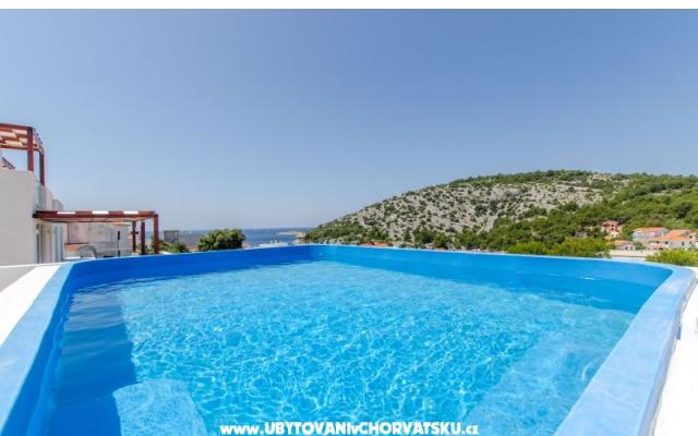 Holiday house Korni - smještaj Rogoznica Hrvatska