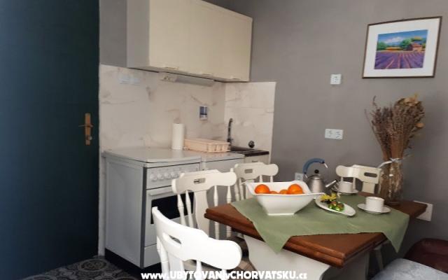 Marty  Apartmani - smještaj Rogoznica Hrvatska