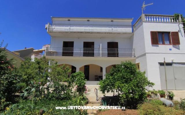 Brodarica beach house - smještaj Šibenik Hrvatska