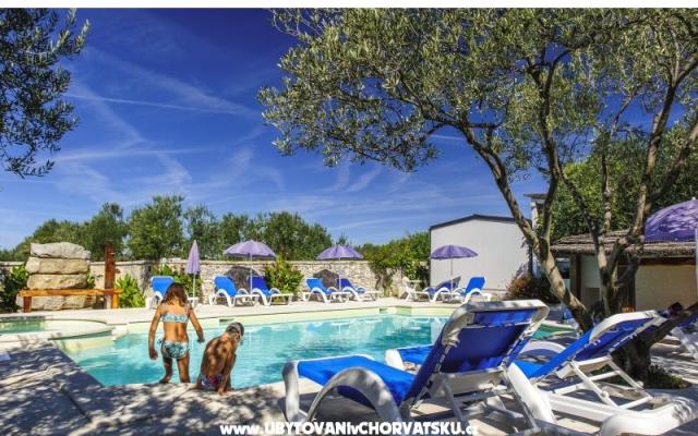 Holiday Resort Olive Garden Jadrija - smještaj Šibenik Hrvatska