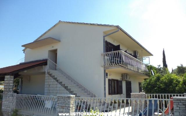 Apartmani Blagaić Zlatko - smještaj otok Šolta Hrvatska