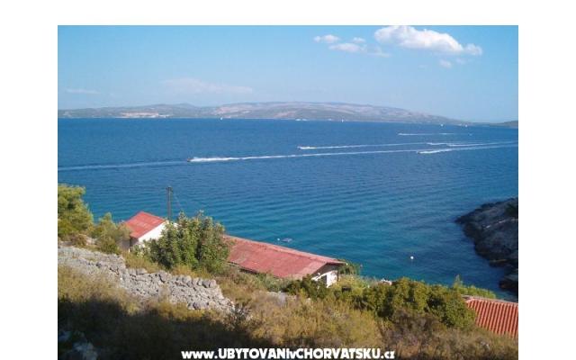 Apartmani Maja - smještaj otok Šolta Hrvatska