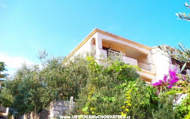Apartmani Mario - smještaj otok Šolta Hrvatska