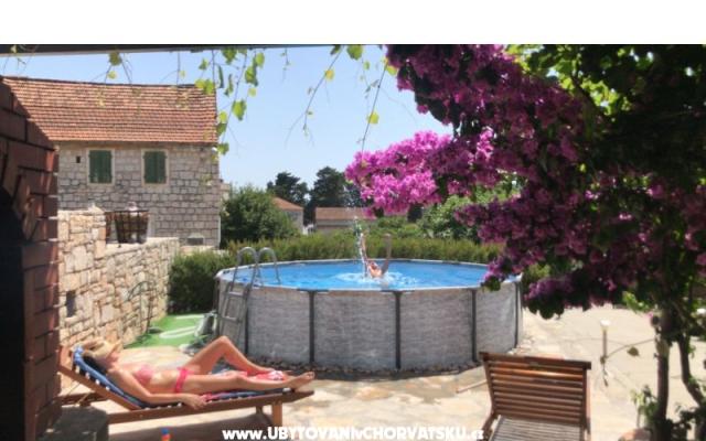 Hacienda Dora - smještaj otok Šolta Hrvatska