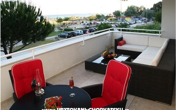 AdiOro Luxury Beachfront Apartman - smještaj Split Hrvatska