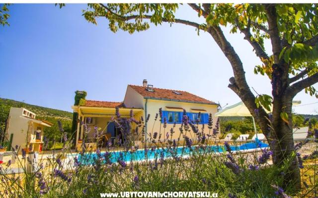 Villa Romansa- 22 km from Split - smještaj Split Hrvatska