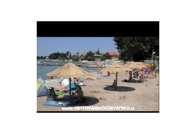 Apartman na plaži Lola - smještaj Sukošan Hrvatska