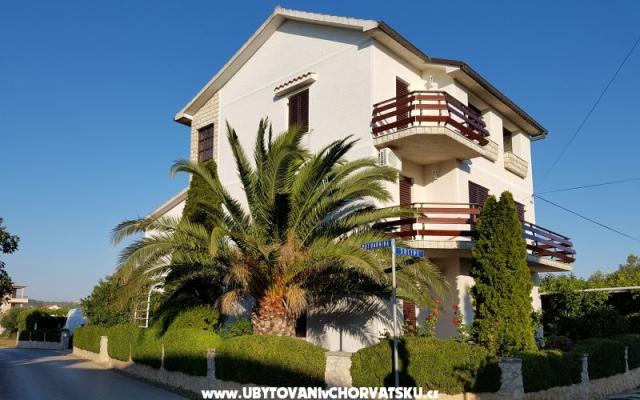 Apartmani Žeger - smještaj Sukošan Hrvatska