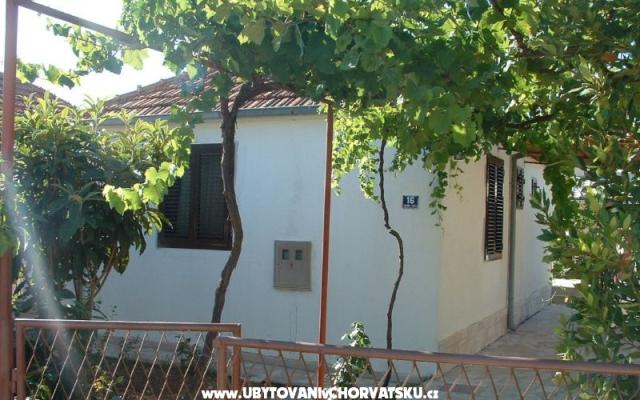 Apartman Lenka - smještaj Supetar - Brač Hrvatska