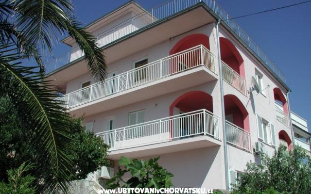Apartmani Adi - smještaj Tisno Hrvatska