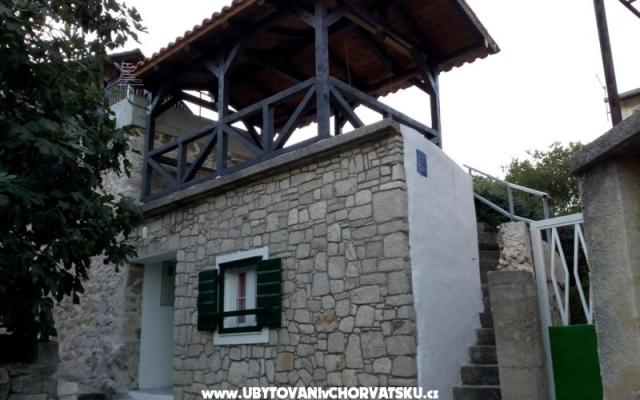 Apartman - kamena kuća  Šparoga - smještaj Tisno Hrvatska