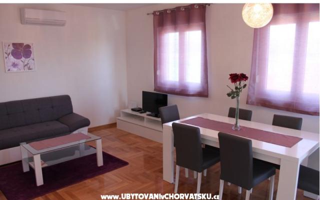 Apartman Anadina KOMFOR KRAJ PLAŽE - smještaj Trogir Hrvatska