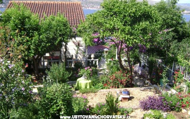 Apartmani Bešker - smještaj Trogir Hrvatska