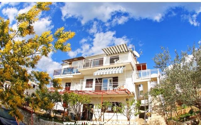 Apartmani Gabric Čiovo - smještaj Trogir Hrvatska