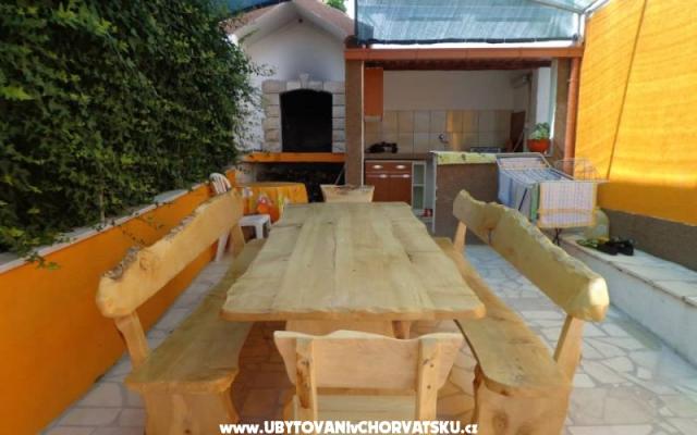 Apartmani Suzi - smještaj Trogir Hrvatska