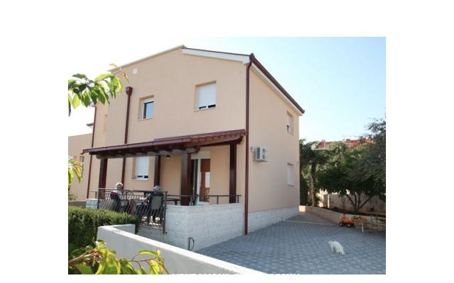 Apartmani Petra - smještaj Trogir Hrvatska