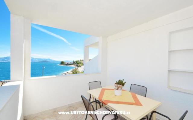 Apartman Petra Arbanija - smještaj Trogir Hrvatska