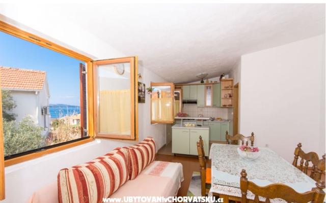 Apartmani Ivan Čiovo - smještaj Trogir Hrvatska