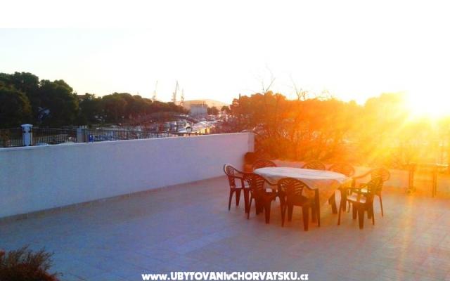 Apartmani Tragurium - smještaj Trogir Hrvatska