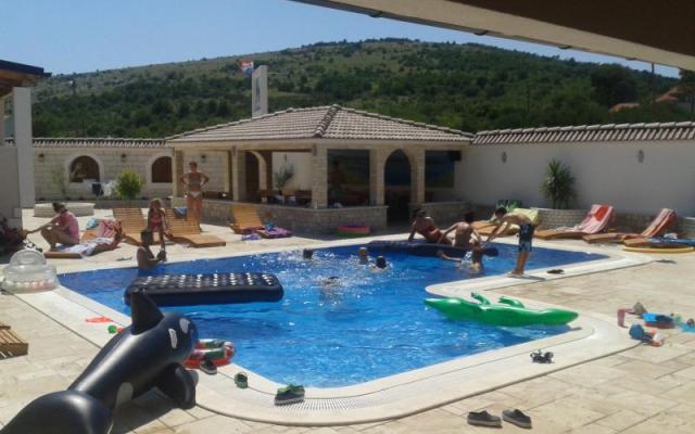 Hacienda Maximilian - smještaj Trogir Hrvatska