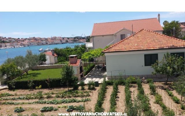 Kuća Petar &amp; Apartman for 2 perso - smještaj Trogir Hrvatska