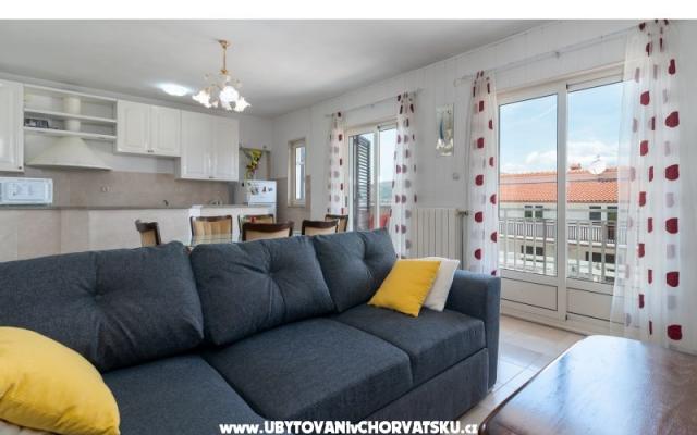 Lola Apartmani - smještaj Trogir Hrvatska