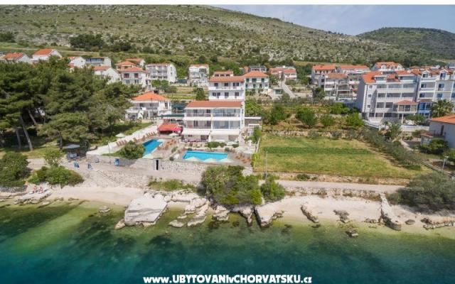 GEM OF THE SEA APARTMENTS ALENKA - smještaj Trogir Hrvatska