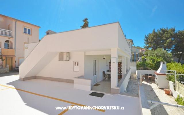 Punta Apartmani - smještaj Trogir Hrvatska