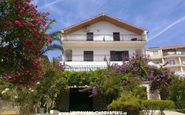  Apartmani Ružmarin - smještaj Trogir Hrvatska