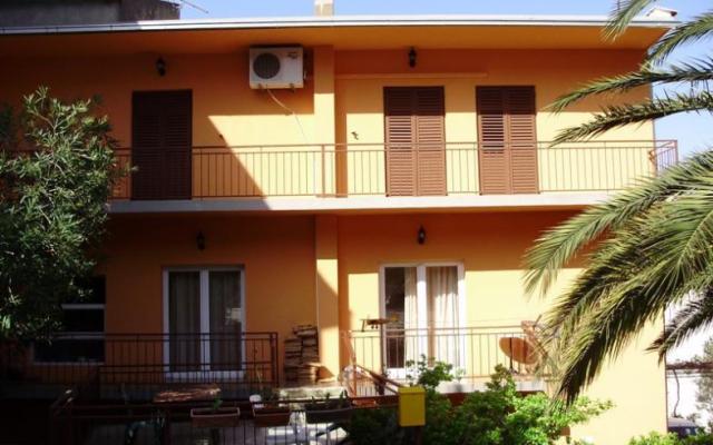 Apartmani Tri palme - smještaj Tučepi Hrvatska