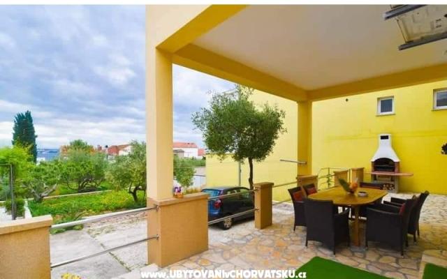 Apartmani Meri - smještaj otok Ugljan Hrvatska